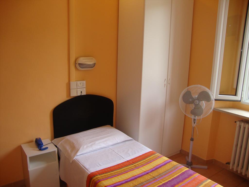 Albergo Gino Ancona Cameră foto